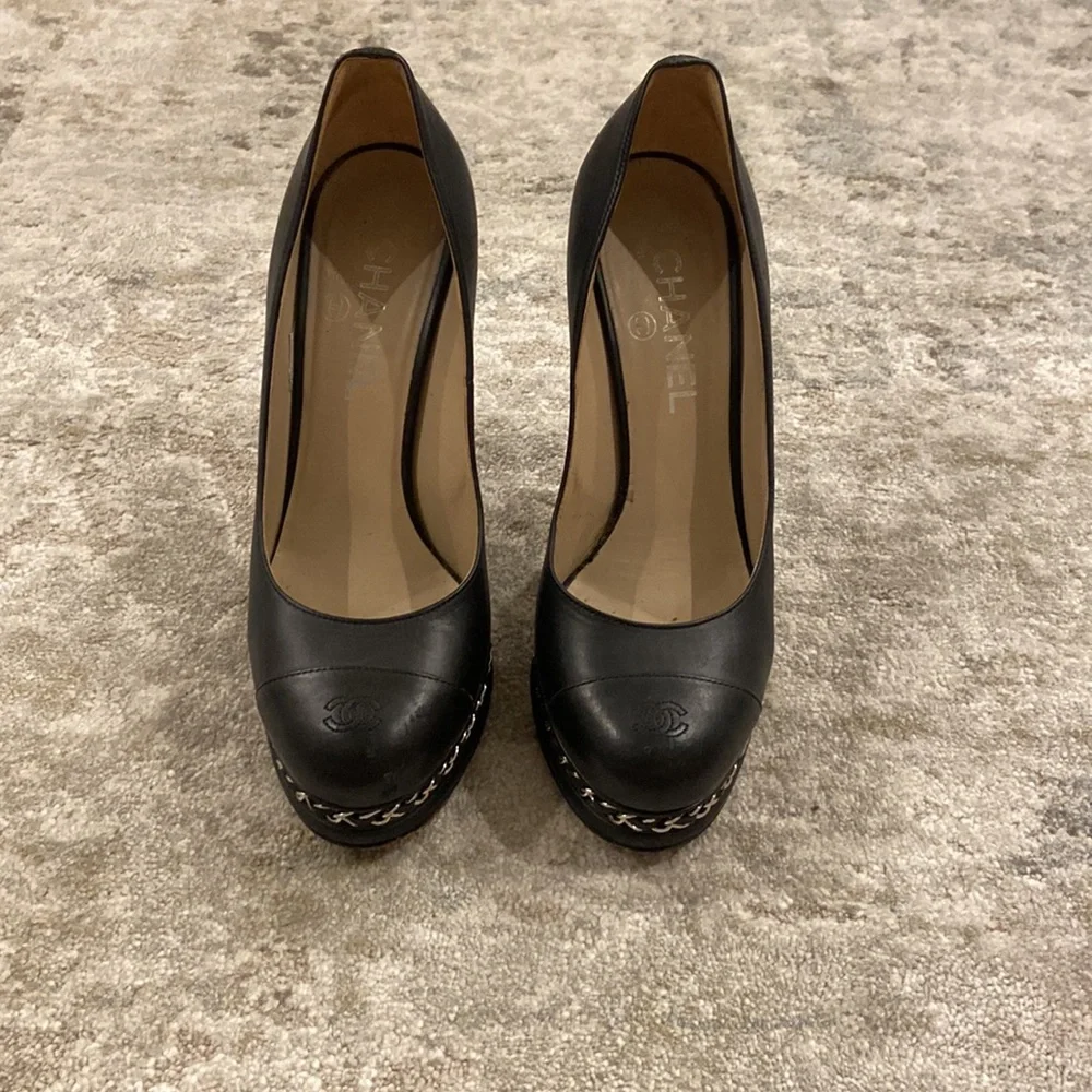 Chanel pumps - Picture 2 of 6